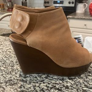 Steve Madden Wedges